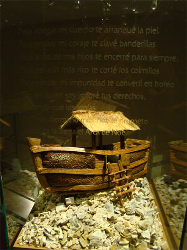 grupo escombros _ Artistas de lo que queda; expuso en el Centro Cultural Bicentenario.